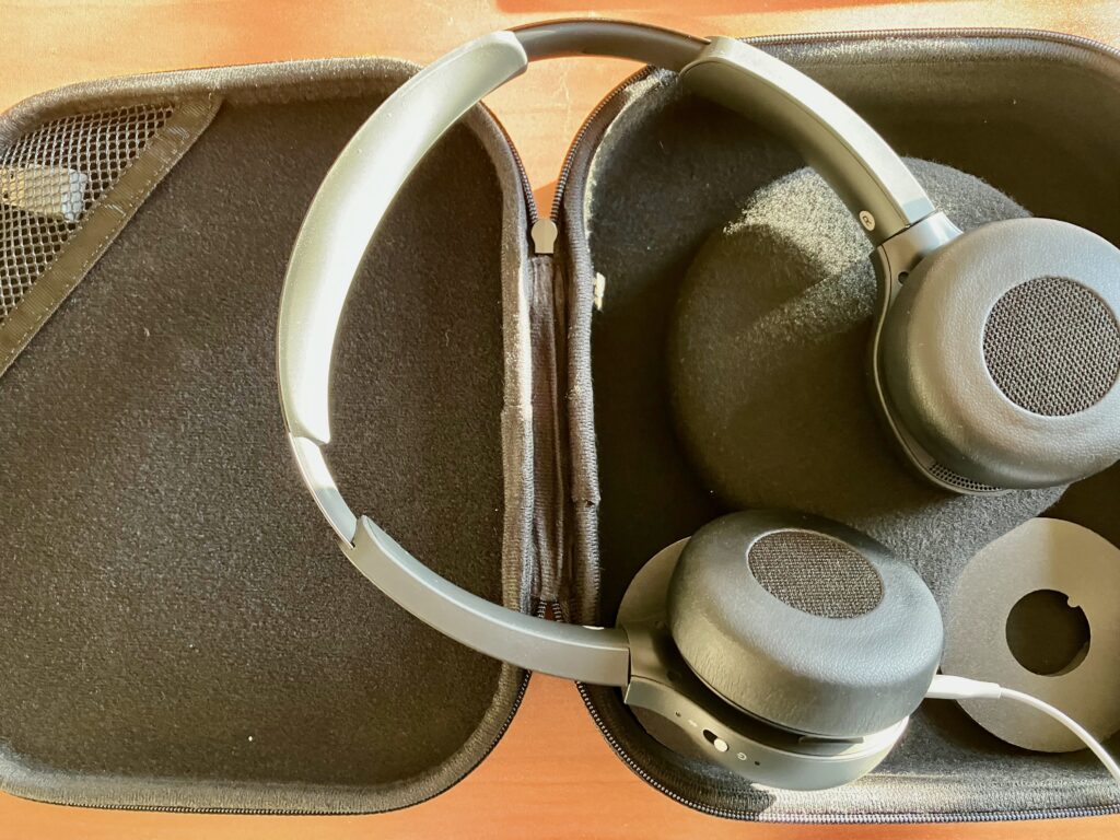 Is Cisco 730 Noise Cancelling Headphone worth? 